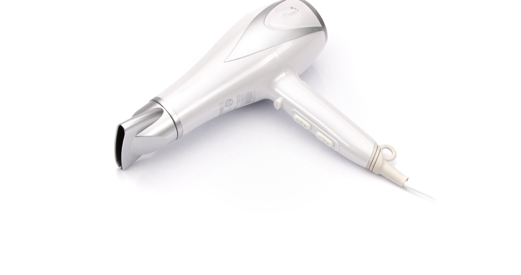 Фен REDMOND RF-539 — мощный помощник для быстрой сушки волос 🌬️