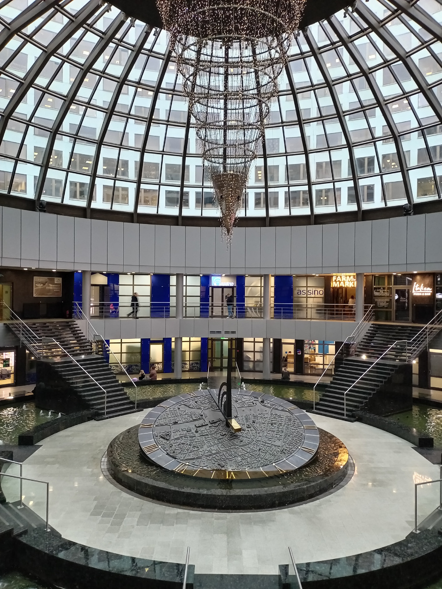 Фонтан-часы «Наводнение»