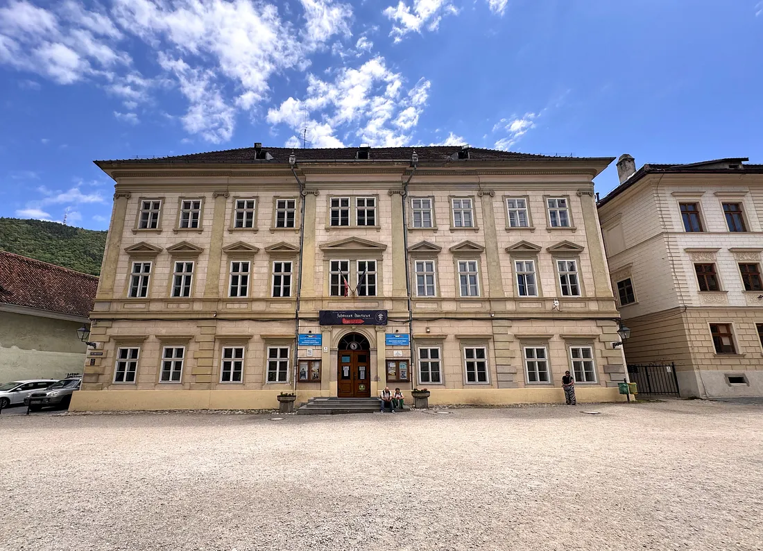 Национальный колледж имени Йоханнеса Хонтеруса — одно из старейших учебных заведений Румынии 