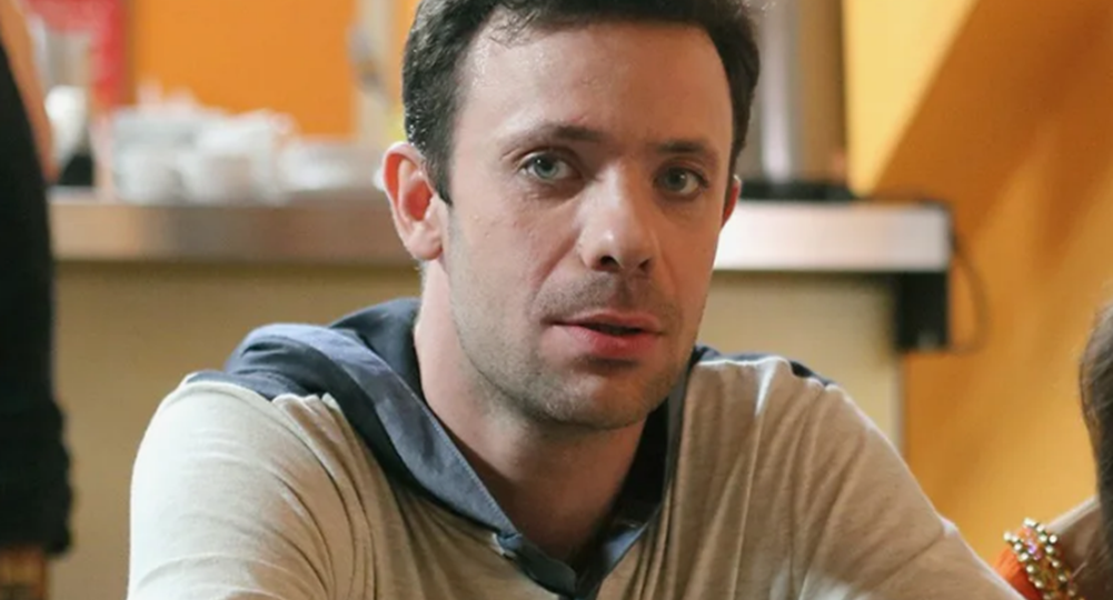 Артем Осипов: от обаятельных злодеев до счастливого многодетного отца