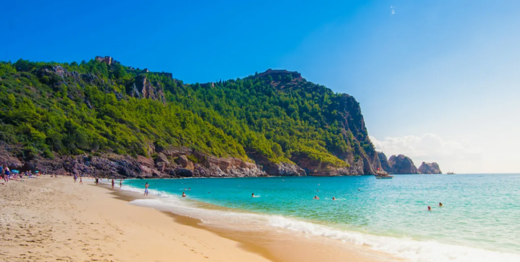 Бюджетные отели Аланьи 4-5⭐ с отзывами 2026: топ-5 для недорогого отдыха на море