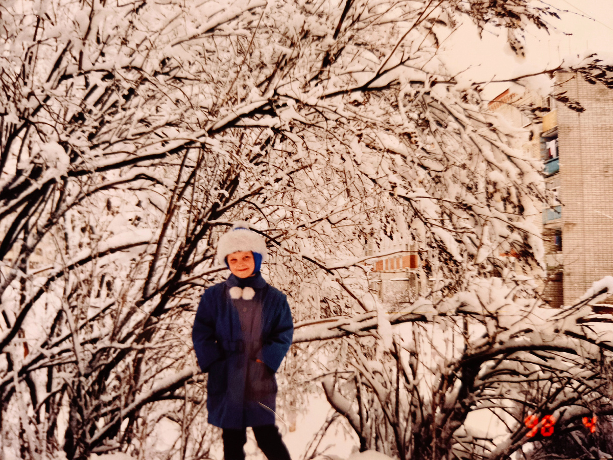 Маленькая Оля И, 1998 г.