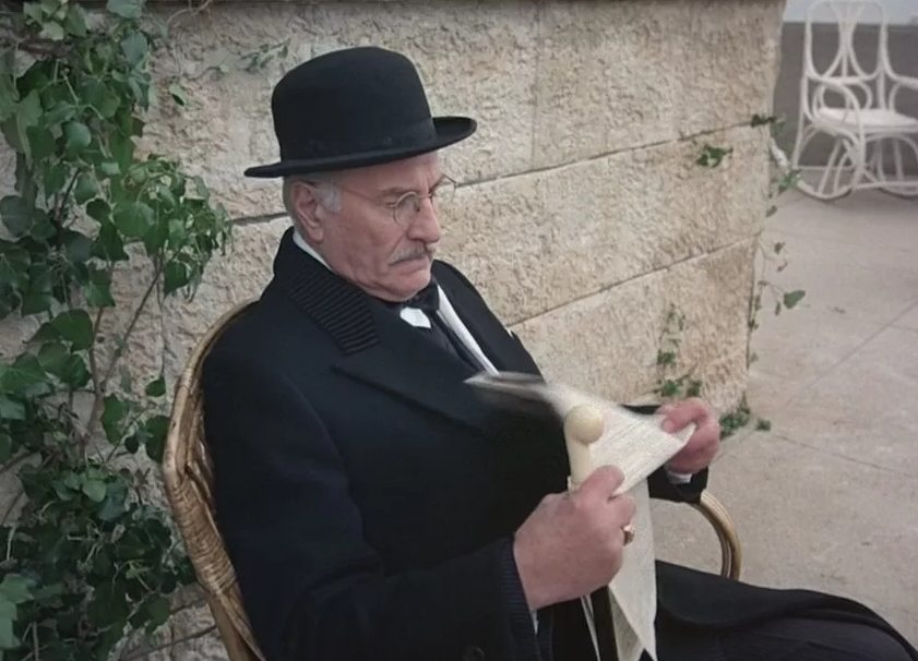 В детстве я жутко боялся Зельдина в фильме "Десять негритят".