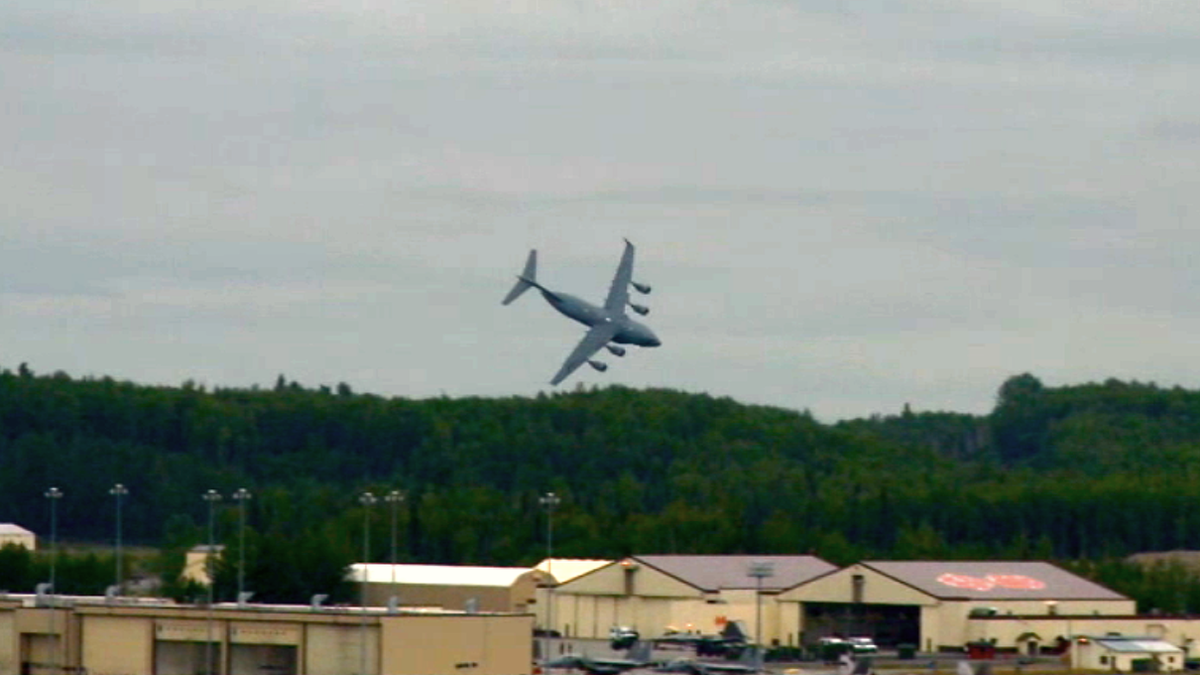 C-17 за несколько секунд до крушения
