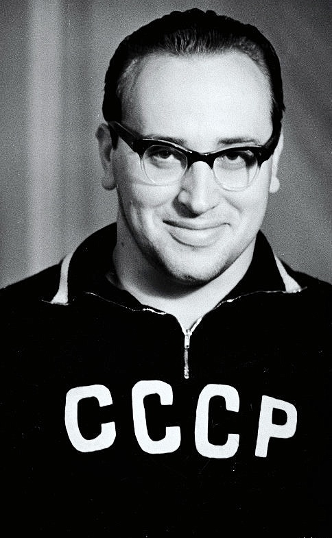 Юрий Петрович Власов 