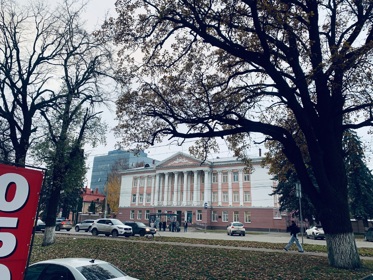 Вот такой декабрь у Нас в Орле на улице ,нет снега и тепло.