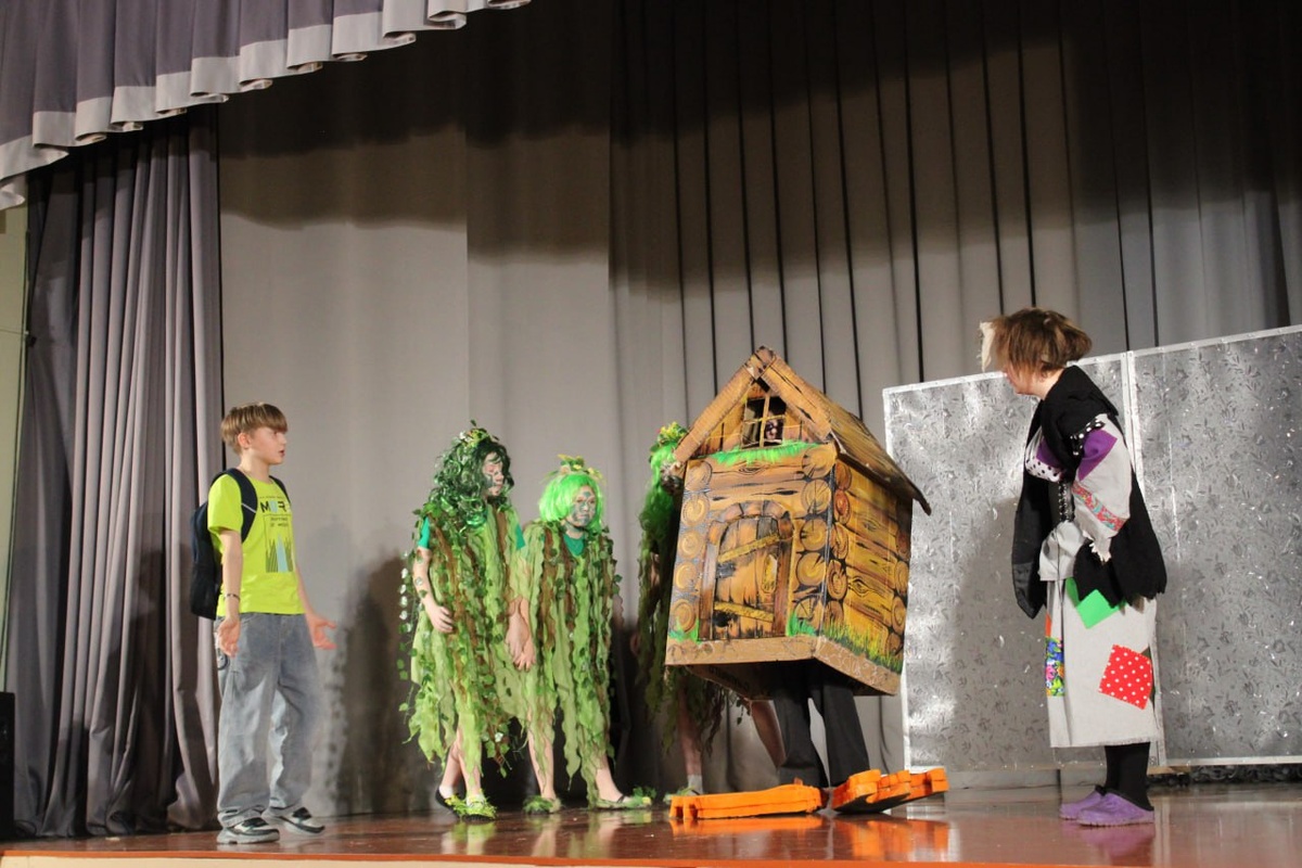 Мальчик Митя попадает в волшебный лес