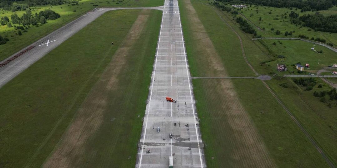 Аэропорт Новокузнецк успешно завершил ремонт взлетно-посадочной полосы