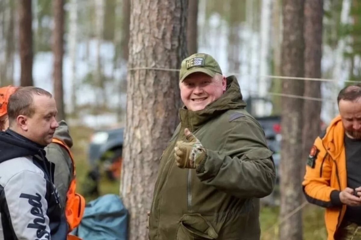    Рэмбо с рациями.