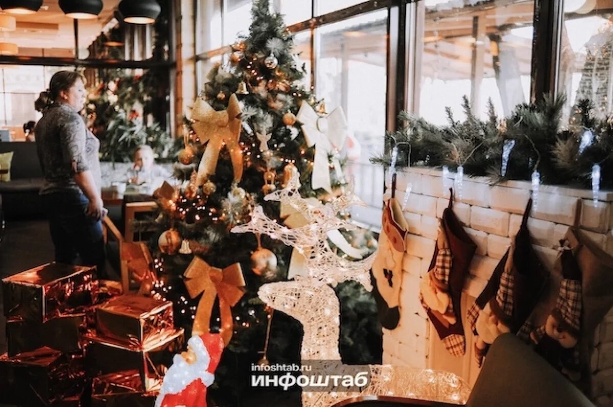    Астраханцы массово ищут подработку перед Новым годом