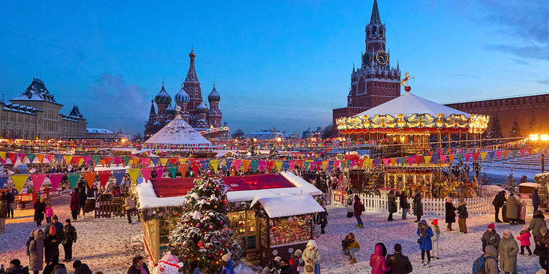 Где искать новогоднюю атмосферу: зимние ярмарки и места для фотосессий в Москве