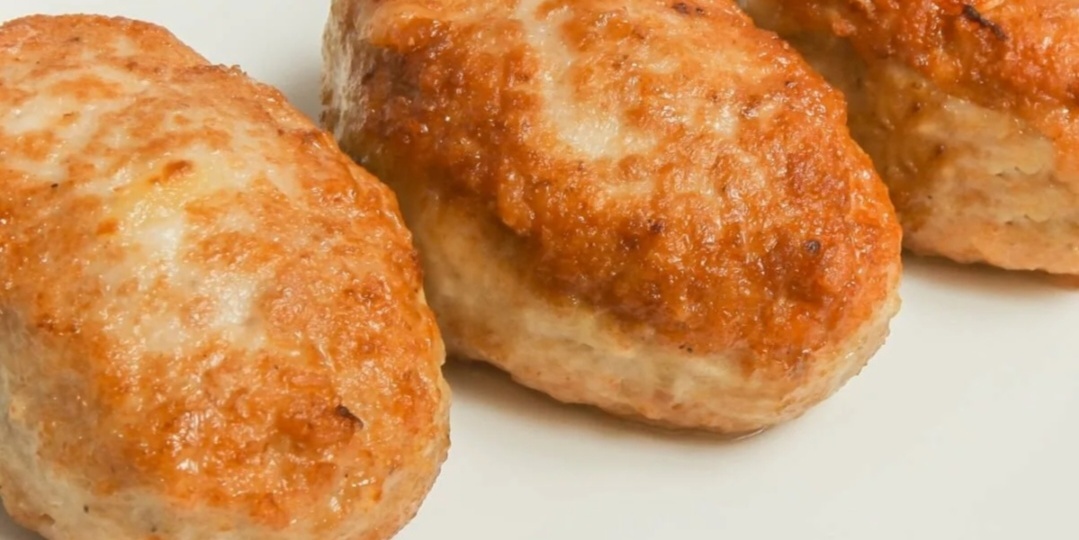 Секрет идеальных куриных котлет!