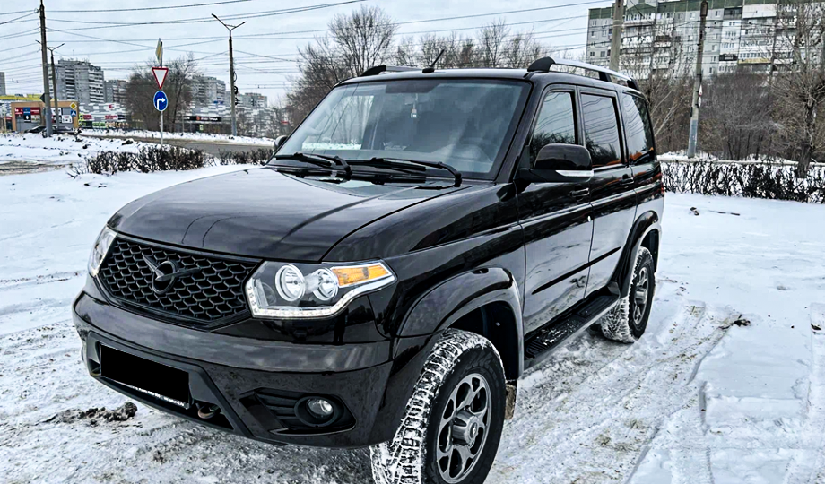 «Заберите этот конструктор»: Владелец УАЗ Патриот 2024 сдал машину через год - весные поломки, автомобиль больше стоит, чем ездит