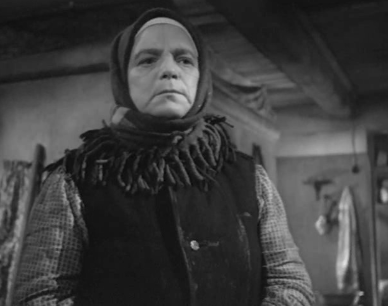 Елена Максимова в фильме "За власть Советов"