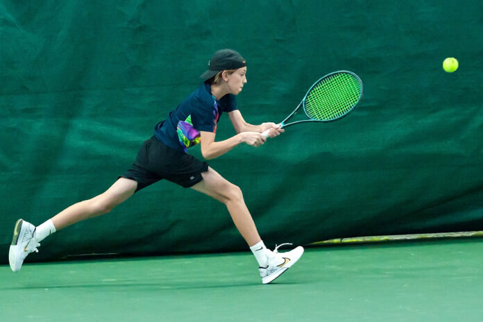 Владислав Каратеев