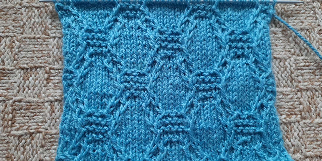 Красивые узоры из старых журналов.