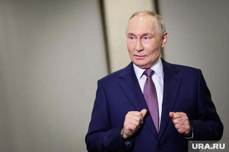     Путин «по-дружески» поехал на одной машине с Моди перед саммитом ШОС в Китае