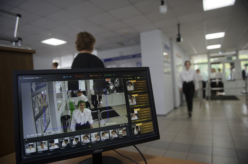    Регистрация в системе возможна с согласия родителей. Алексей БУЛАТОВ