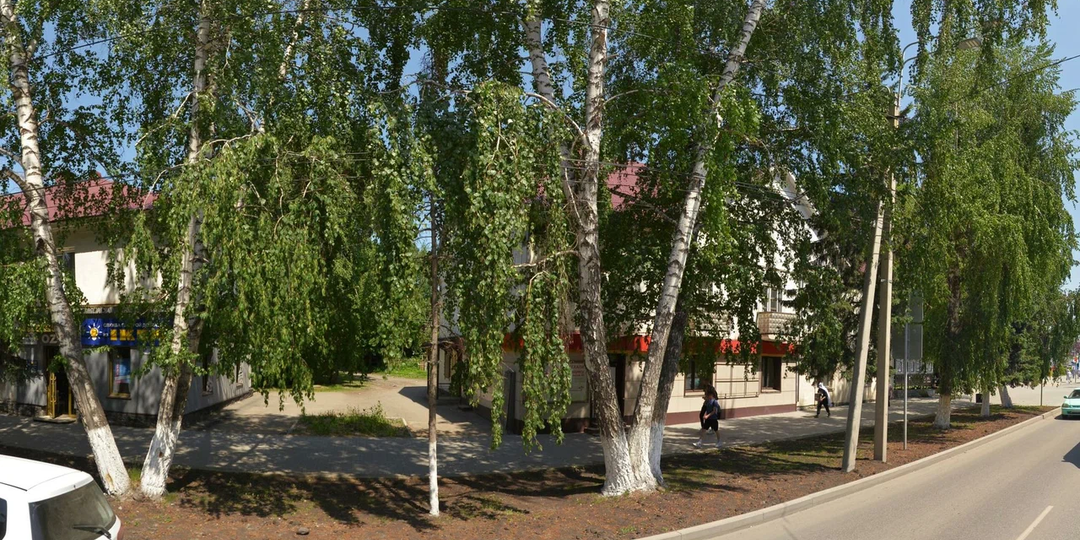 Мемориальная доска эстонцу в... Горно-Алтайске