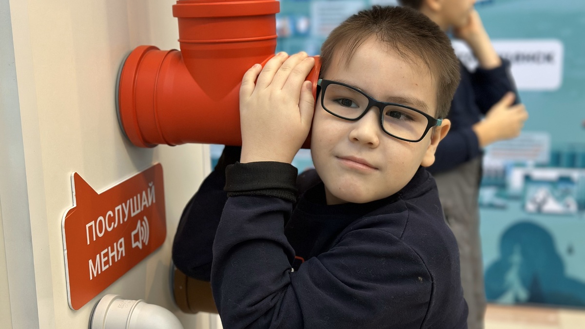    Более двух тысяч человек посетили выставку «Дом полимеров» в Нижневартовске