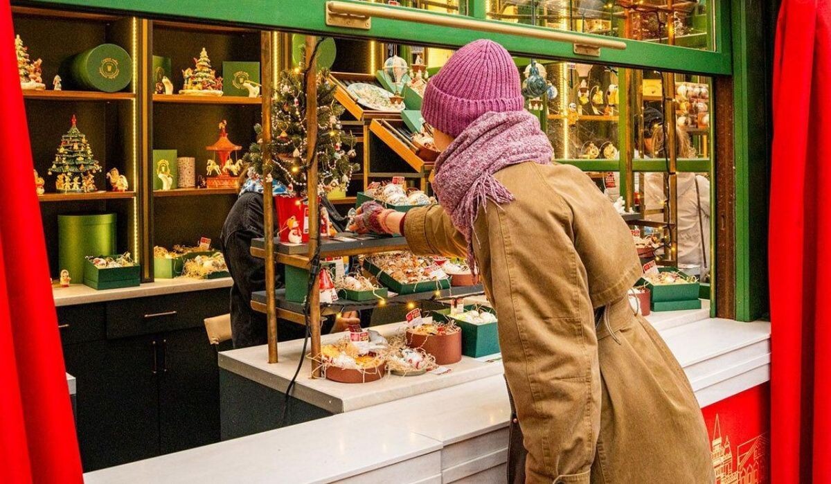     Торговый киоск. Источник: mos ru Автор фото: Пресс-служба Мэра и Правительства Москвы