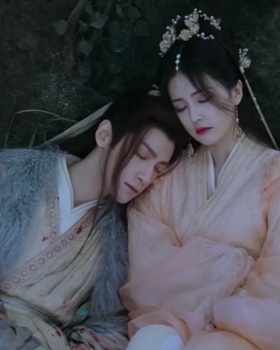 Кадрый из фильма и постеры