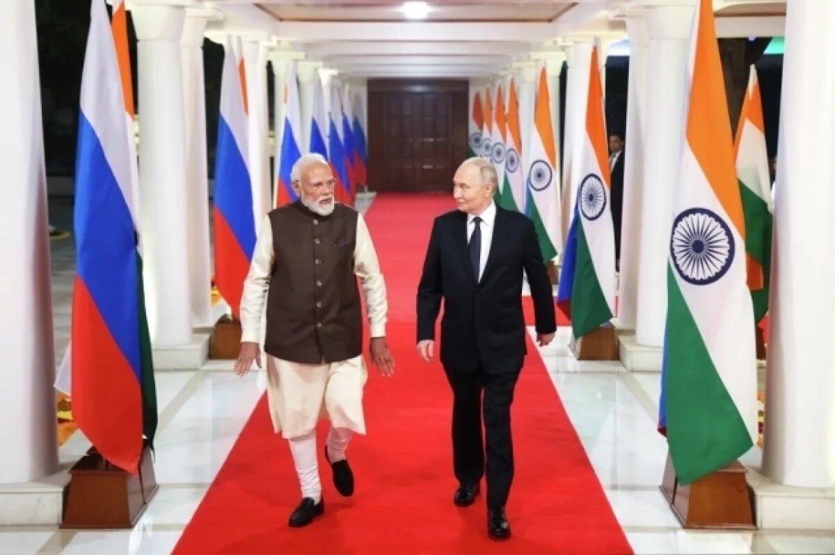    Моди напомнил, что знаком с Путиным уже 25 лет