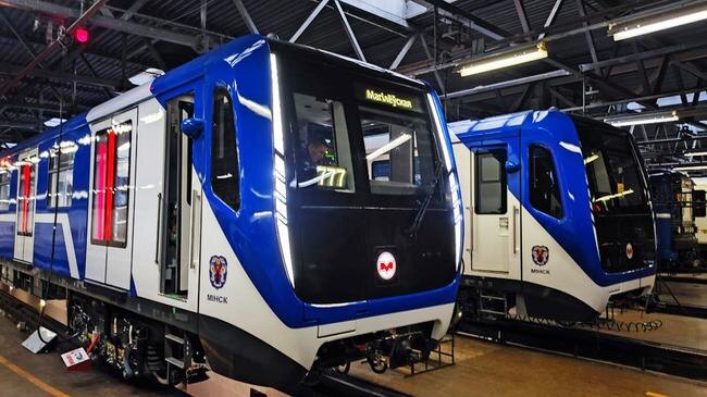 Два новых поезда, предназначенных для последующей эксплуатации на Автозаводской линии, прибыли в электродепо Минского метрополитена