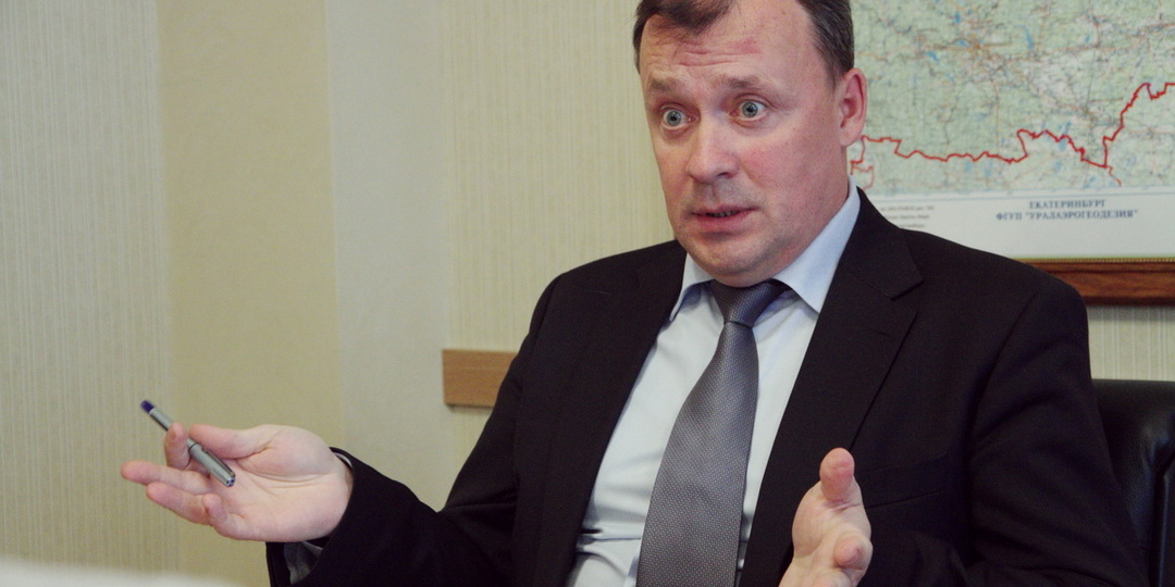 Мэр Екатеринбурга запретил новогодние украшения в подъездах: "соседи говорят – это харам"