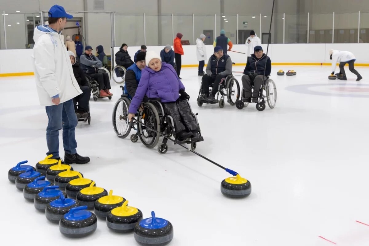    В Тюмени впервые проведут областной чемпионат по керлингу на колясках