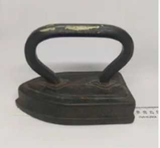 А вы гладили таким утюгом?