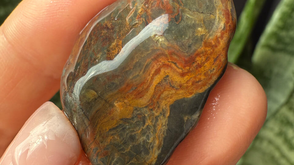 Агат, сердолик, халцедон,кремень... памагити...