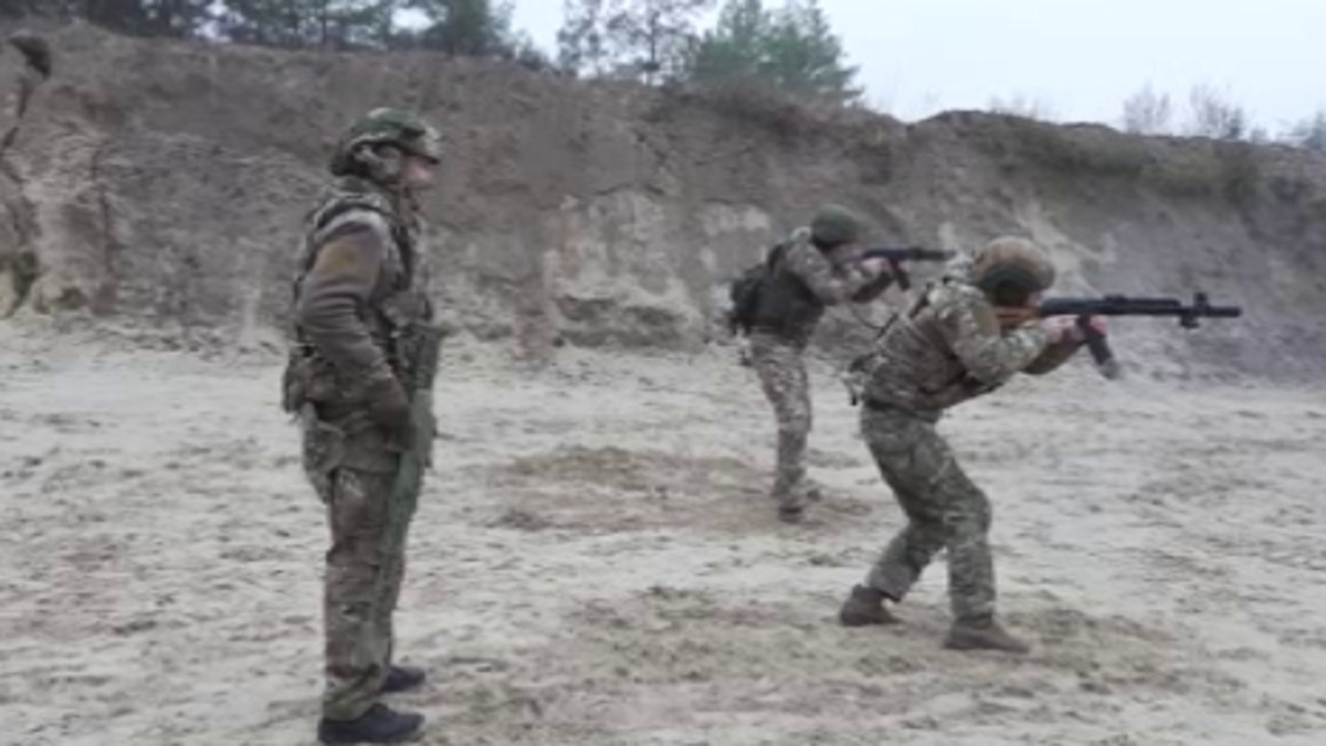    Ежедневно бойцы отряда «Барс-Курск» несут службу в приграничных районах