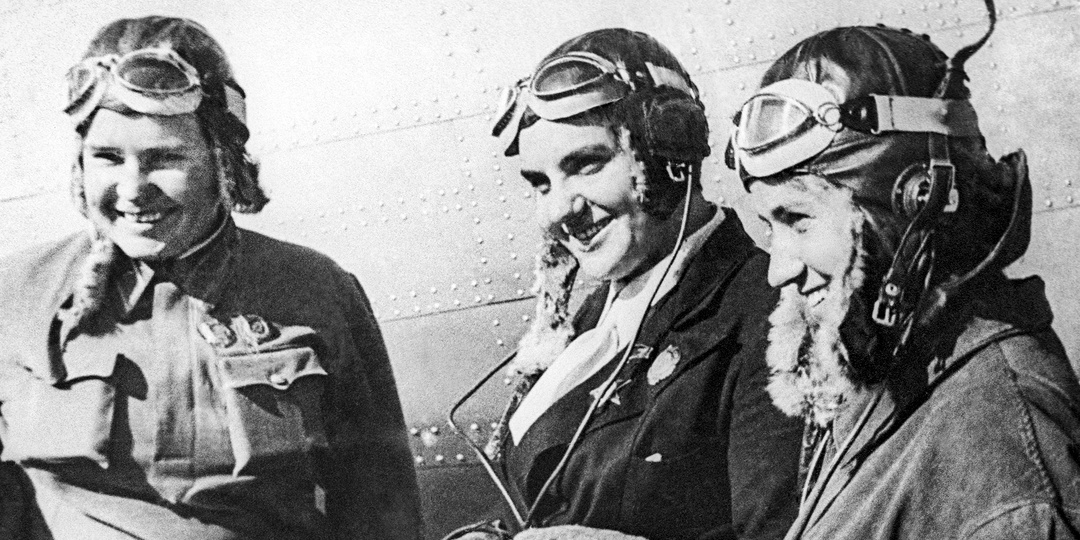 Первые женщины — герои Советского Союза