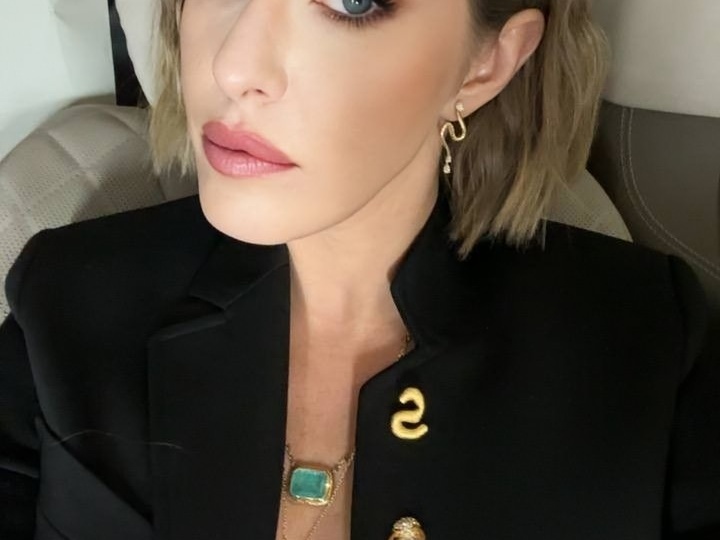 Ксюша Собчак явно завидует популярности и успешности Шамана. Где есть возможность, старается задеть Мизулину и Дронова