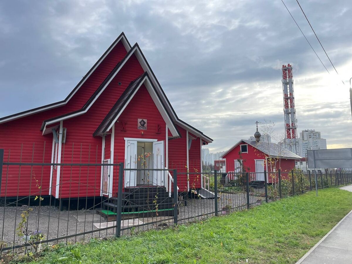 Московская область, Одинцово, микрорайон Новая Трёхгорка, напротив дома 67 по улице Чистяковой