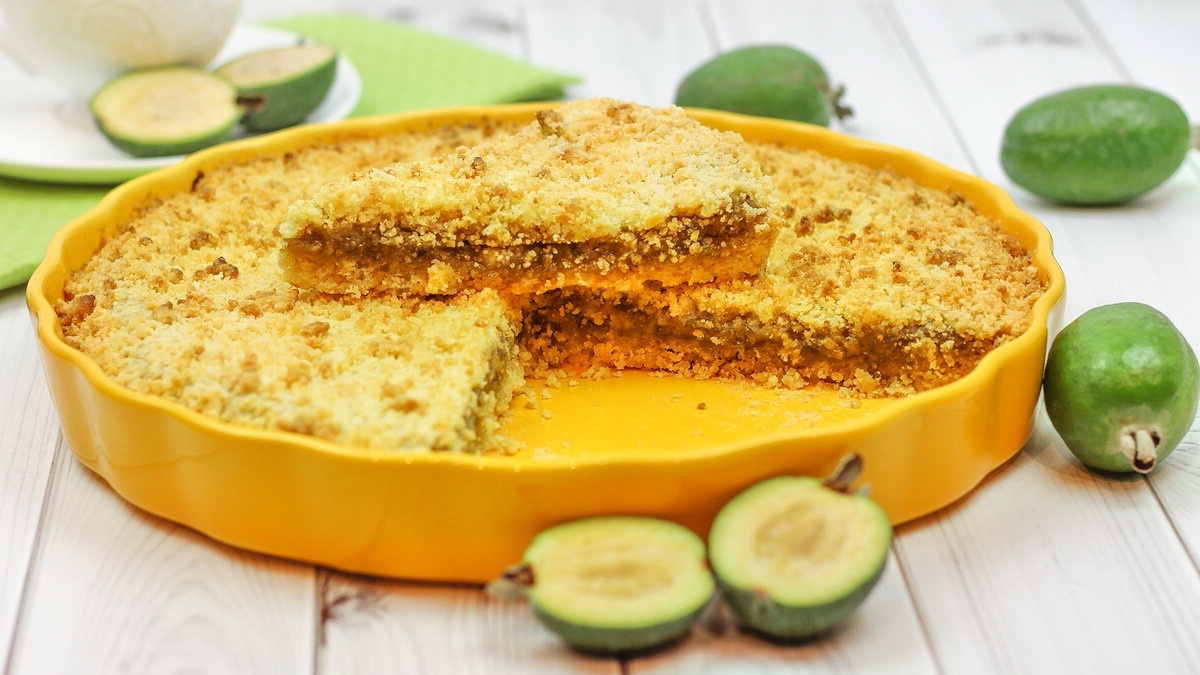 Пирог с фейхоа