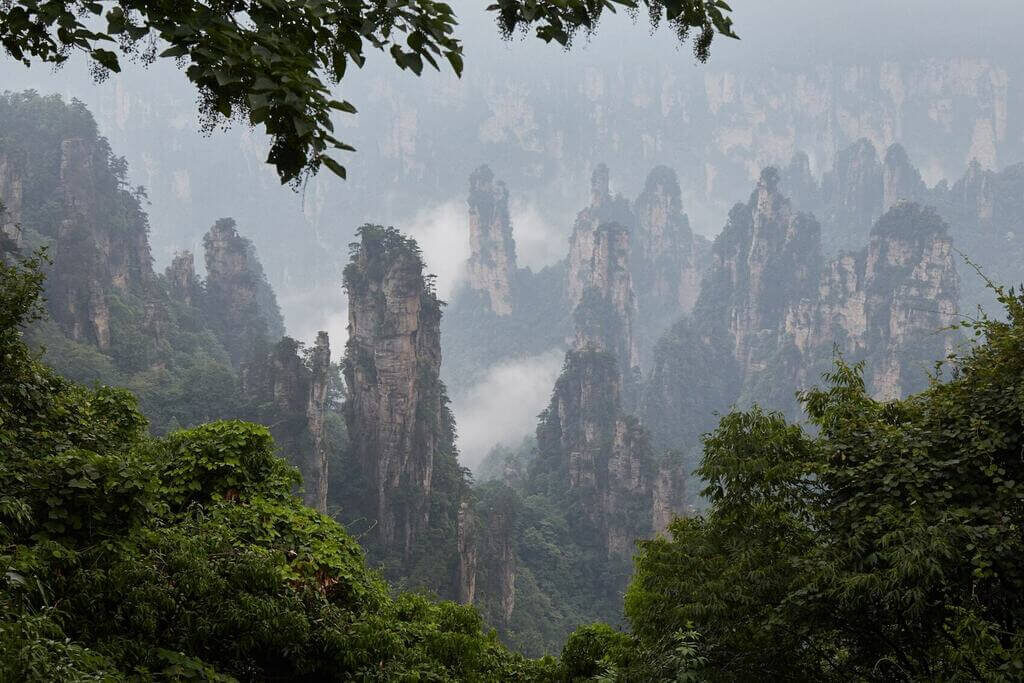 Парящие горы Тяньцзы