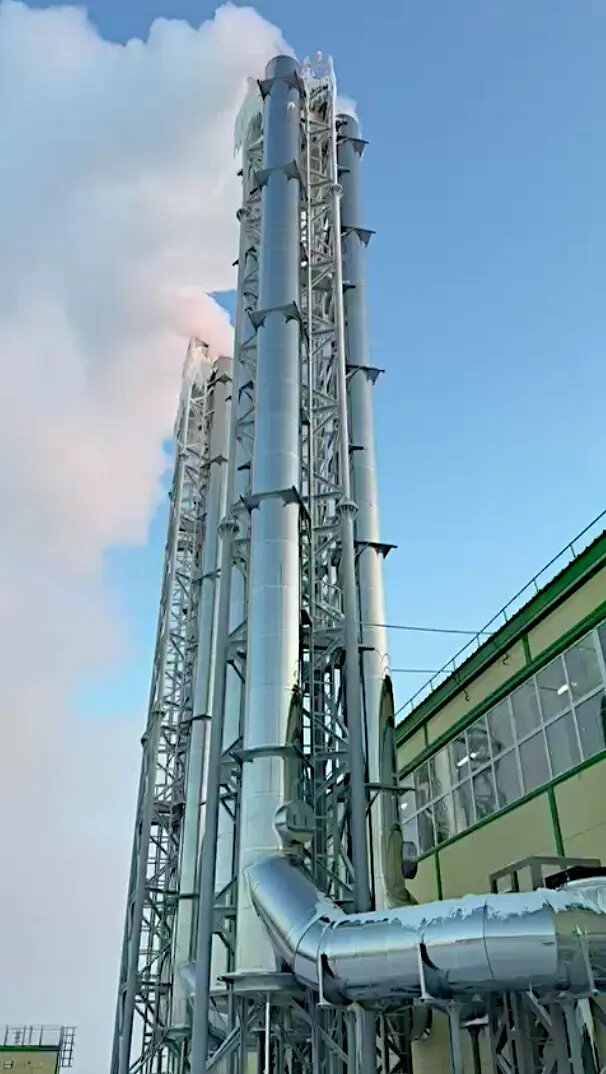 Якутия, 5-ти ствольная дымовая труба высотой 25 метров