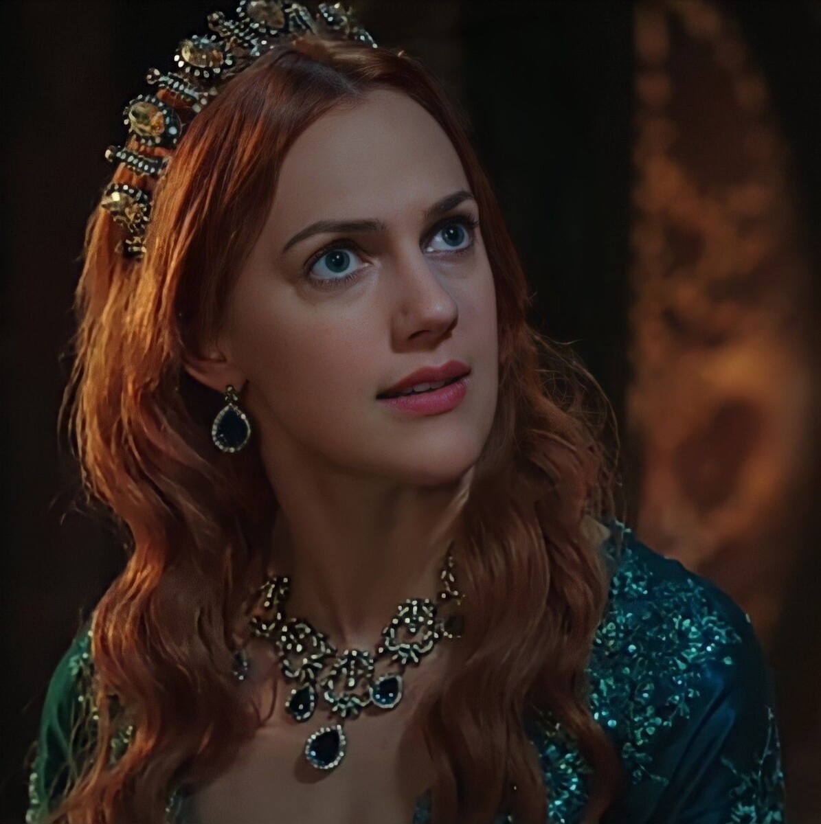 Мерьем Узерли