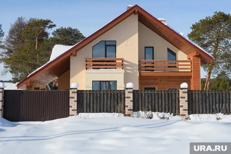 В рамках программы «Сельская ипотека» можно купить дом

Фото: Владимир Жабриков © URA.RU