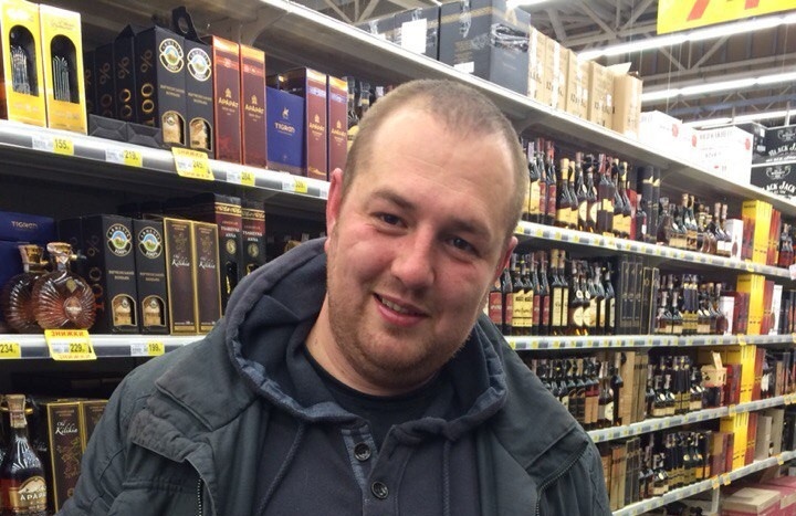 Это можно брать на Новый год: 5 лучших 3-летних коньяков из настоящего виноградного спирта