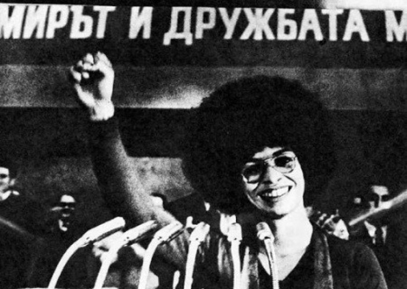 Как видите по надписи сзади, в Болгарии она побывала.... 