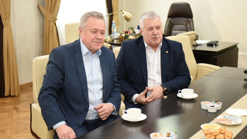    Встреча с Владимиром Кисловым в администрации Барнаула. Источник: Barnaul.org