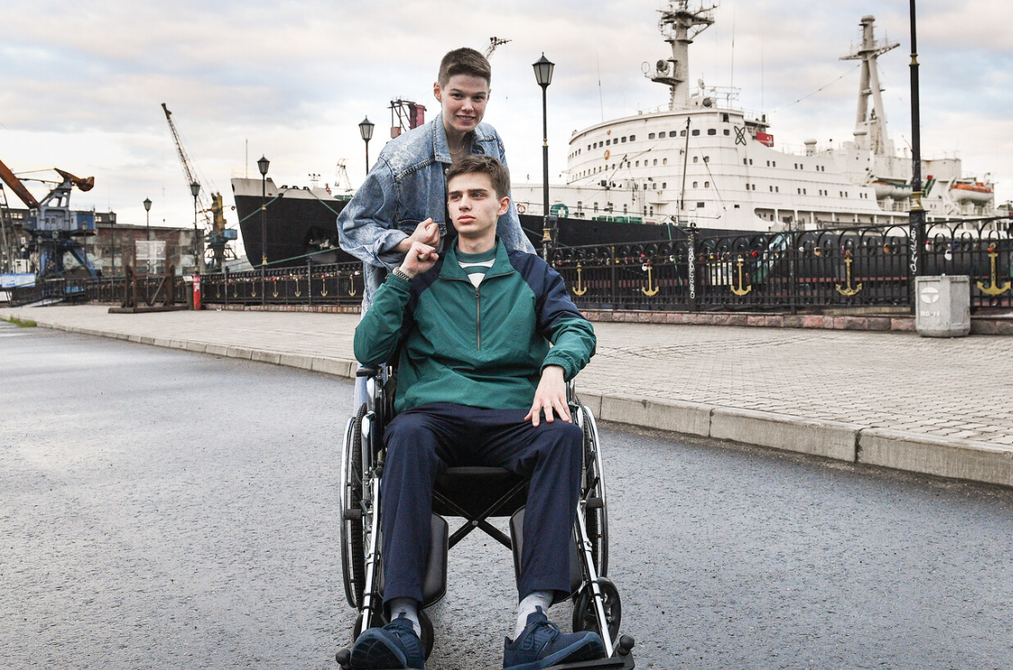 Кадр из фильма «На выдохе»