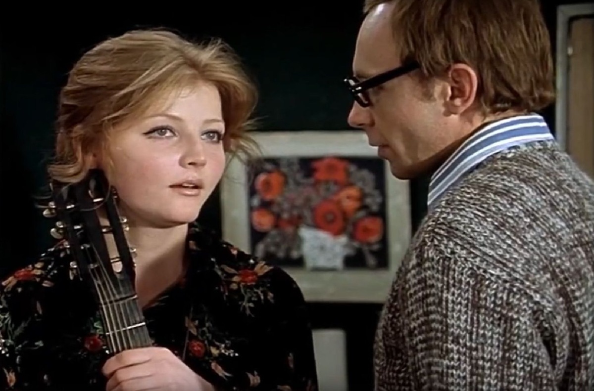    Ольга Науменко и Андрей Мягков (фото: кадр из х/ф «Ирония судьбы, или С лёгким паром!»)