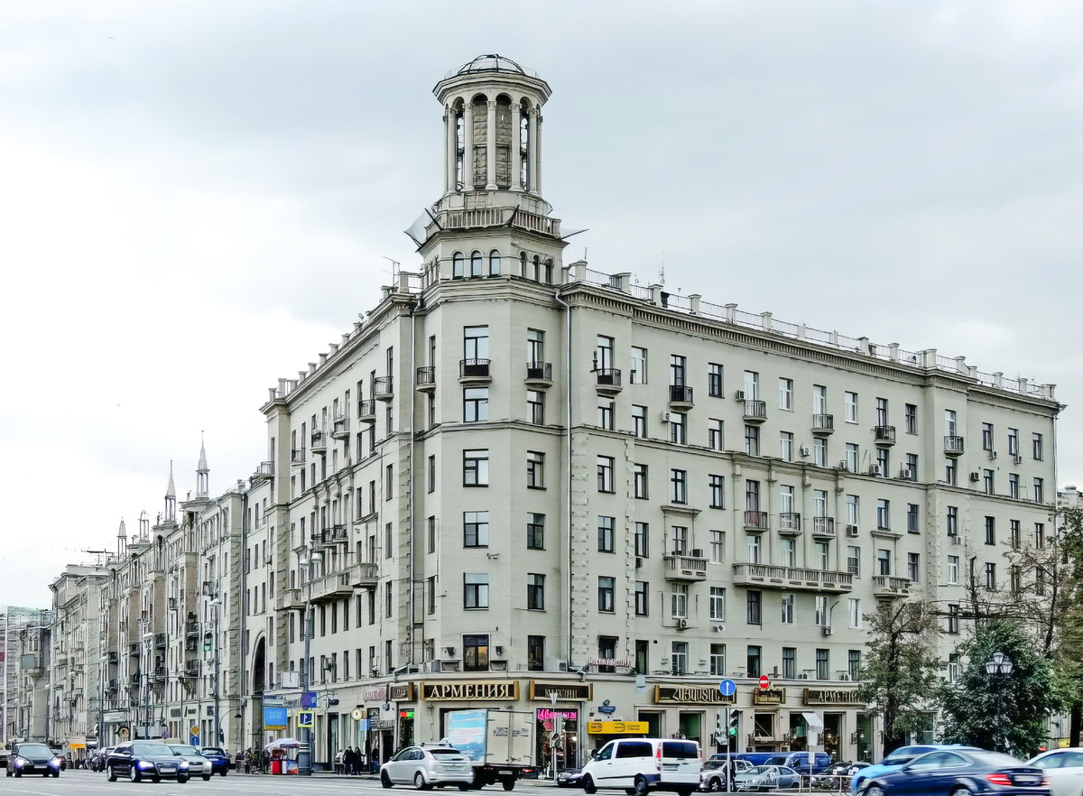 Магазин Армения. Теперь сложно представить, как выглядела Страстная площадь (площадь Тверских ворот Белого города)