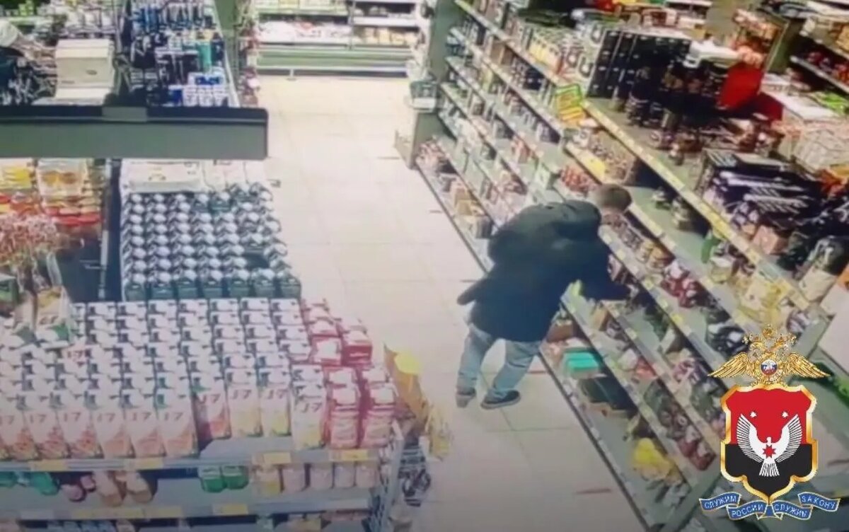    Жителя Ижевска подозревают в 24 кражах из магазинов