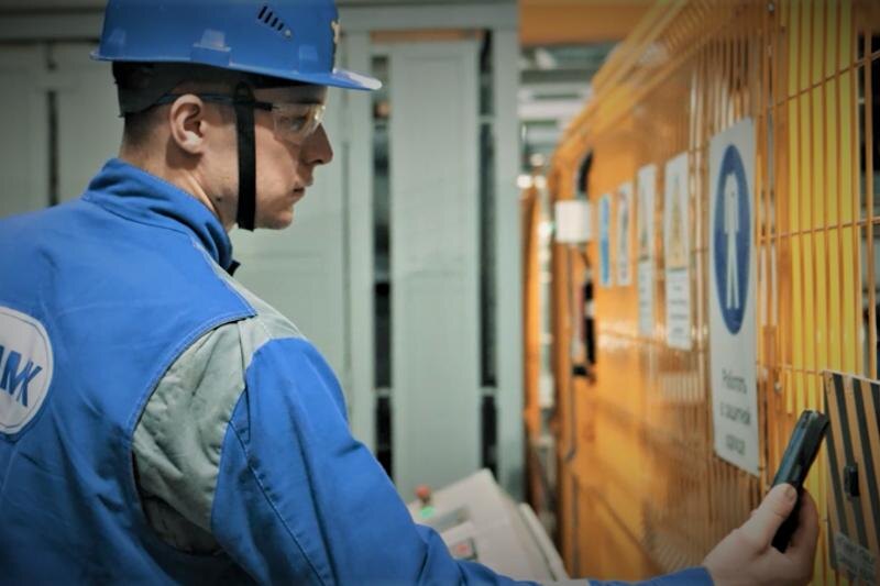    Фото пресс-службы «ВИЗ-Стали» / Сотрудник предприятия