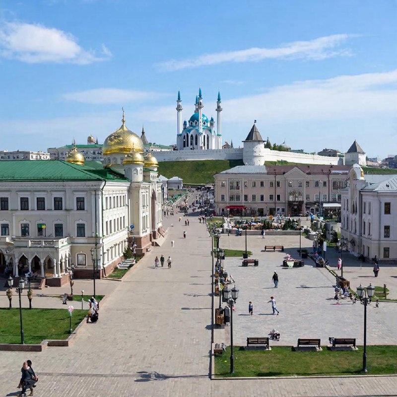 Если вы ищете город, который удивит вас своей красотой, многогранностью и гостеприимством, то Казань – это именно то место, куда вам стоит поехать!